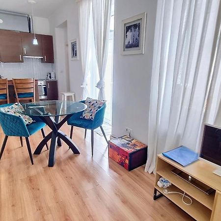 Sapadores - 2 Bedrooms Apartment Lisbon Boho Chic ภายนอก รูปภาพ